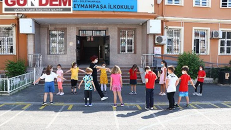 Okullarda öğrencilerin ihtiyaçlarına uygun etkinlikler düzenleniyor