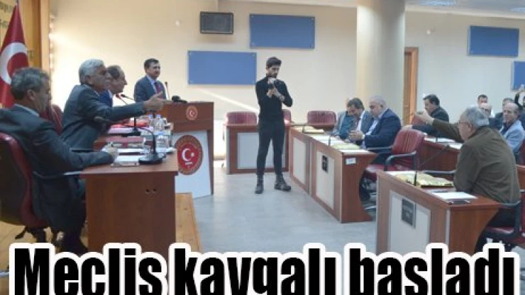 Meclis kavgalı başladı