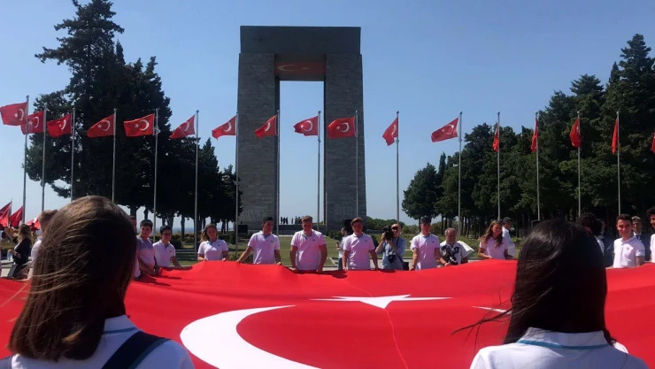 İlk ders Şehitlikte