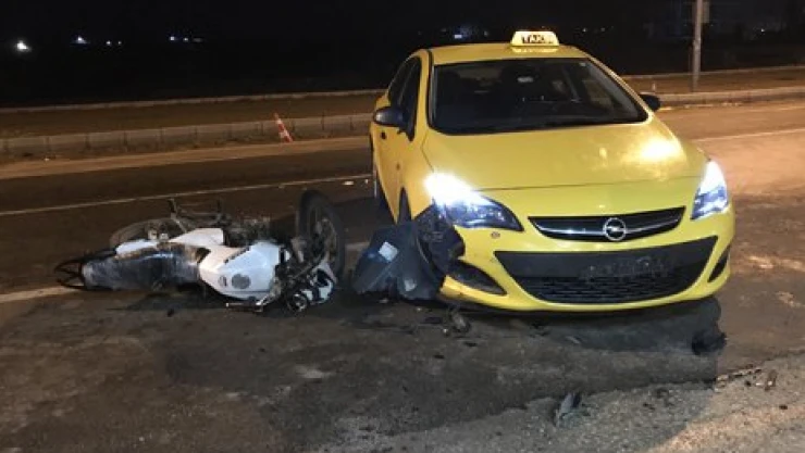 Kaza yapan yaralı sürücü ambulanstan kaçtı