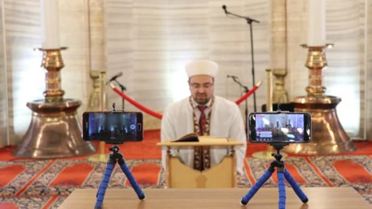 Mukabele geleneği canlı yayında