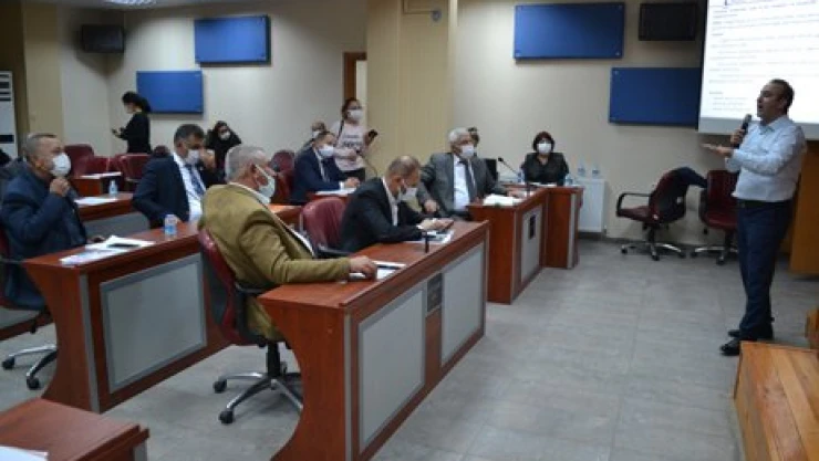 Meclis'te süt kalitesi tartışması