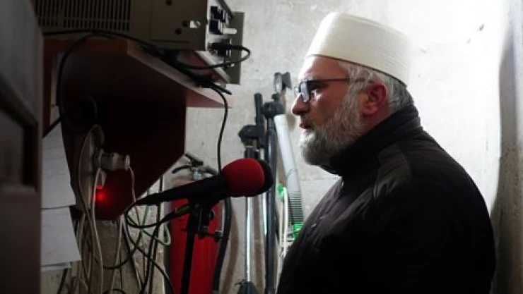 Camilerde korona duası