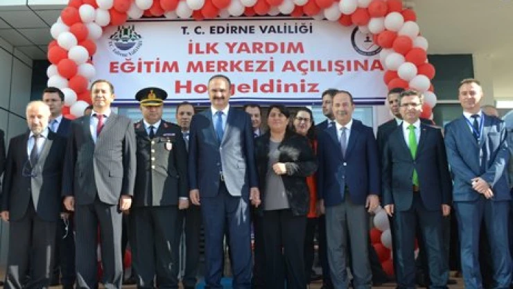 İlk yardımda Türkiye'de ilk