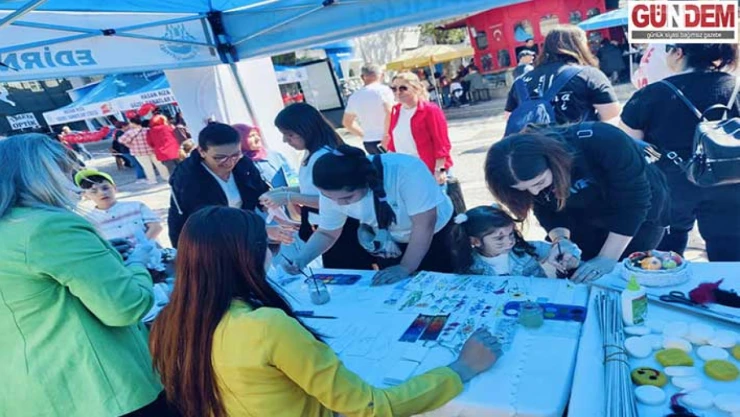 Halk Eğitim Merkezi 23 Nisan etkinliği düzenledi