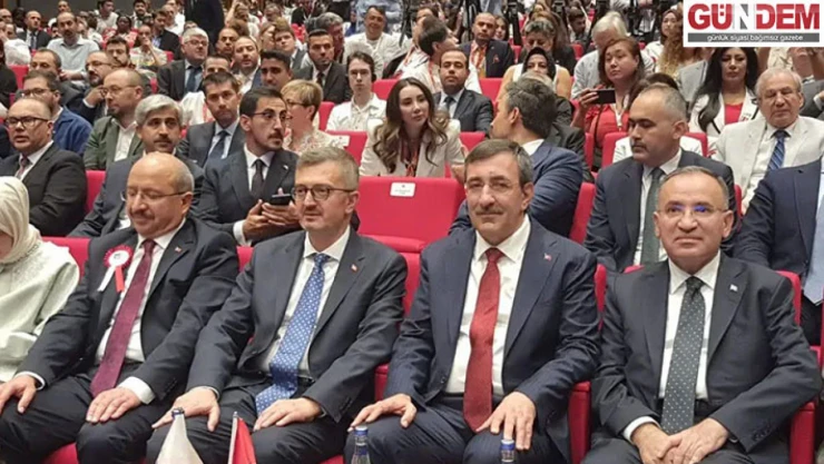 Demokrasi, Adelet ve Direnişin İzleri Panelde Konuşuldu