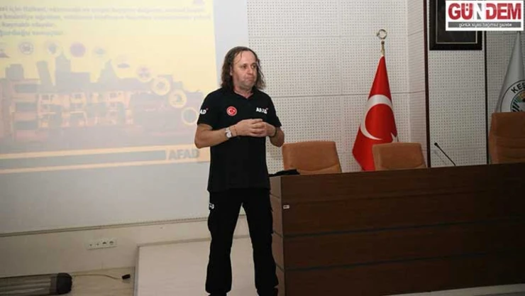 Keşan belediyesi çalışanlarına kriz anı bilinçlendirme semineri