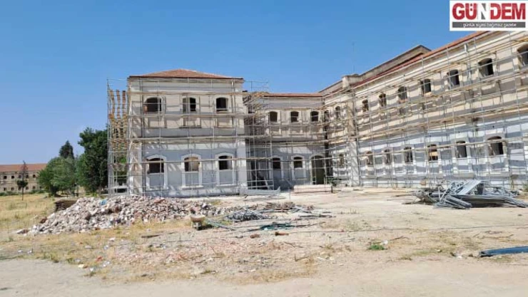 Mahmudiye Kışlası Kültür ve Sanat Kompleksi Oluyor