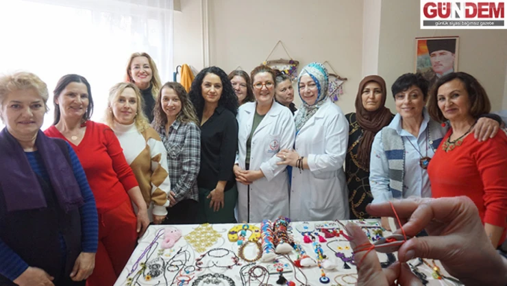 Mekik oyası kadınların elinde aksesuara dönüşüyor
