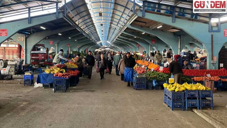 Meyve ve sebze pazarı sakin geçti
