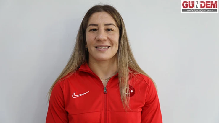 Milli güreşçi Yasemin Adar Yiğit, koleksiyonundaki eksik altın madalyanın peşinde