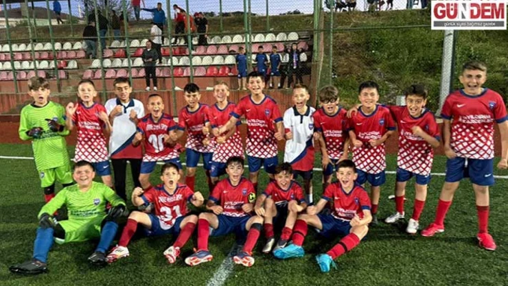 Minikler ligi'nde rekabet devam ediyor