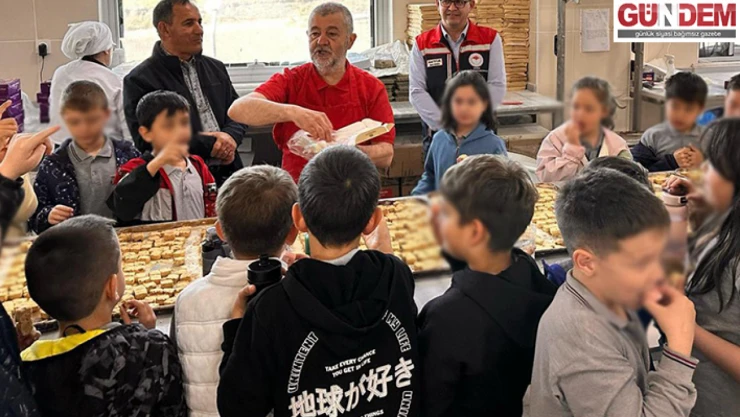 Öğrenciler üretim tesislerini ziyaret etti