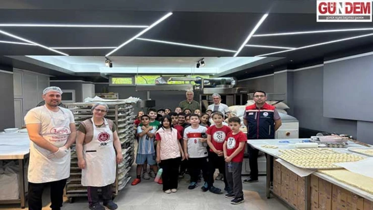 Öğrenciler üretim tesislerini ziyaret etti