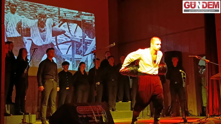 Öğrencilerden duygu dolu gösteri