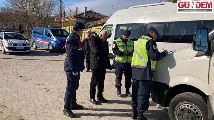 Okul servis araçları denetlendi