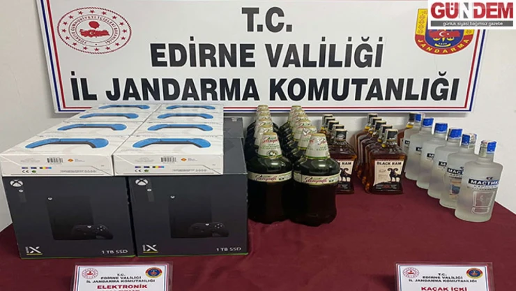 Oyun konsolu ve 28 şişe gümrük kaçağı içki ele geçirildi