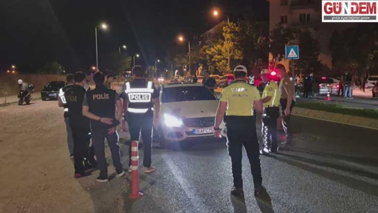 Polis ekipleri asayiş ve trafik denetimi yaptı