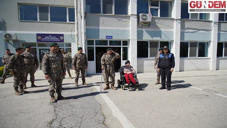 Polis olma hayali bir günlüğüne gerçek oldu