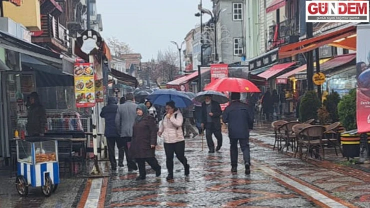 Sağanak hayatı olumsuz etkiledi