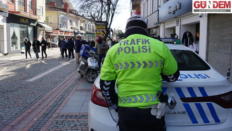 Saraçlar Caddesi'nde denetimler devam ediyor