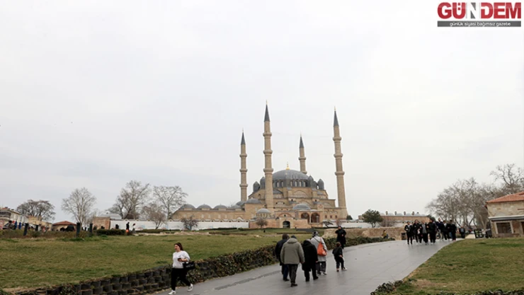 Selimiye Camisi ihtişamıyla 450 yıldır ilgi görüyor