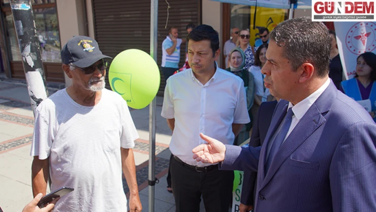 Sigaranın zararları anlatıldı  vatandaşlara ölçüm yapıldı