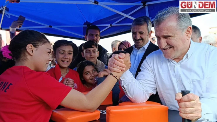 Spor Bakanı Edirne Mahalle Ligi Tanıtımına Katıldı