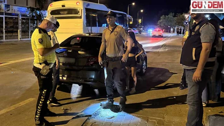 Standart dışı APP plaka takan sürücülere ceza kesildi