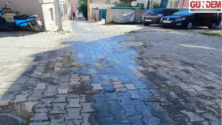 Sular evlere değil sokaklara akıyor