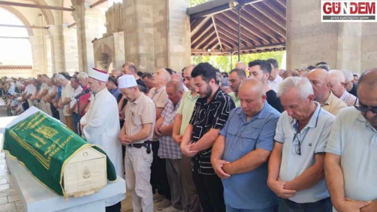 Taşdemir, düzenlenen törenle son yolculuğuna uğurlandı