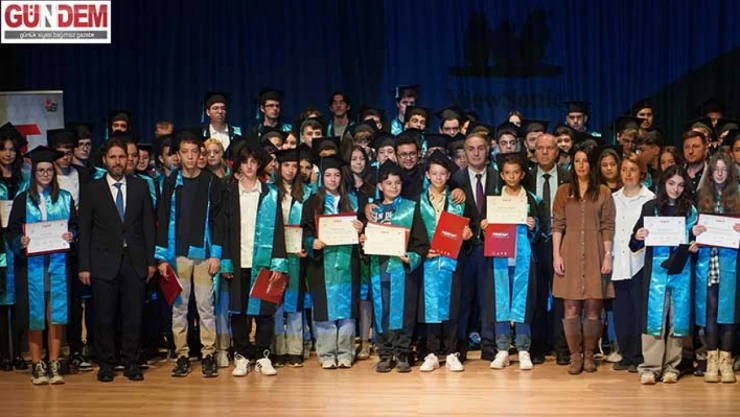 Teknoloji Tutkunları Mezun Oldu