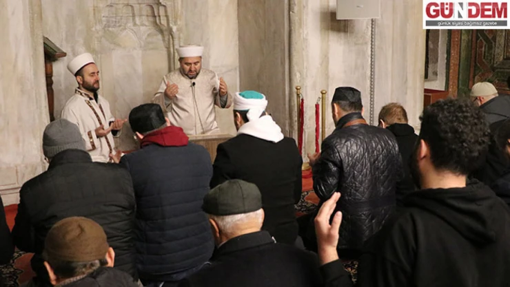 Trakya'da şehitler için sabah namazında dua edildi