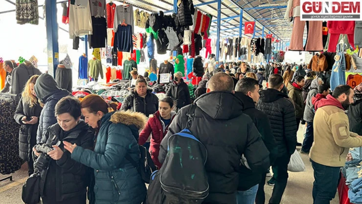 Ulus Pazarı'nda soğuk havaya rağmen yoğunluk yaşandı