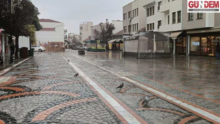 Yağmur yağdı, saraçlar boş kaldı
