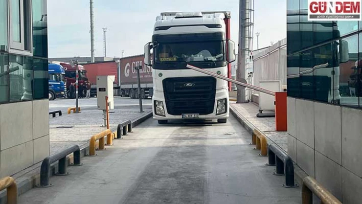 Yunanistan'daki protesto Türkiye–Yunanistan TIR geçişlerini kilitledi