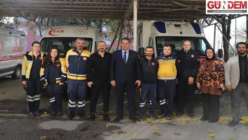 Acil sağlık standına yoğun ilgi