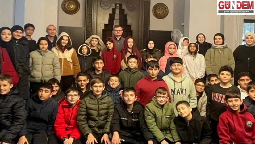 Cami, öğrencileri aynı çatı altında buluşturdu