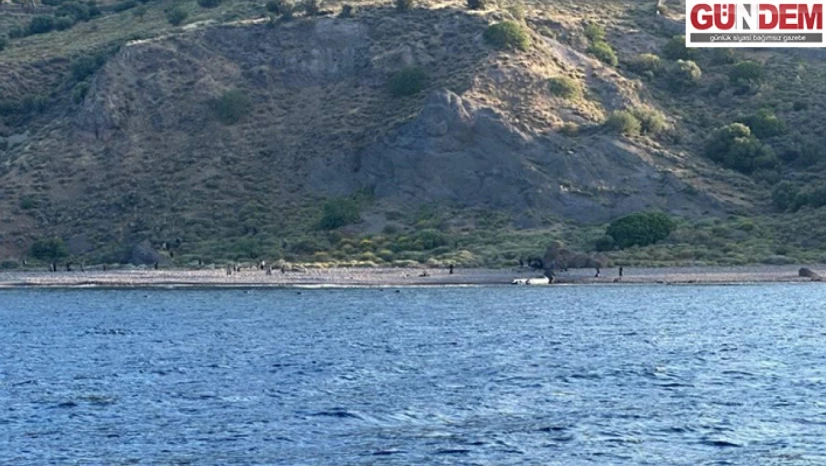 Çanakkale açıklarında Yunanistan unsurlarınca geri itilen 48 düzensiz göçmen kurtarıldı
