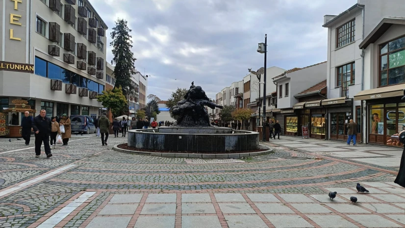 Cuma Pazarı kapandı, Saraçlar susturuldu: Esnaf tepkili