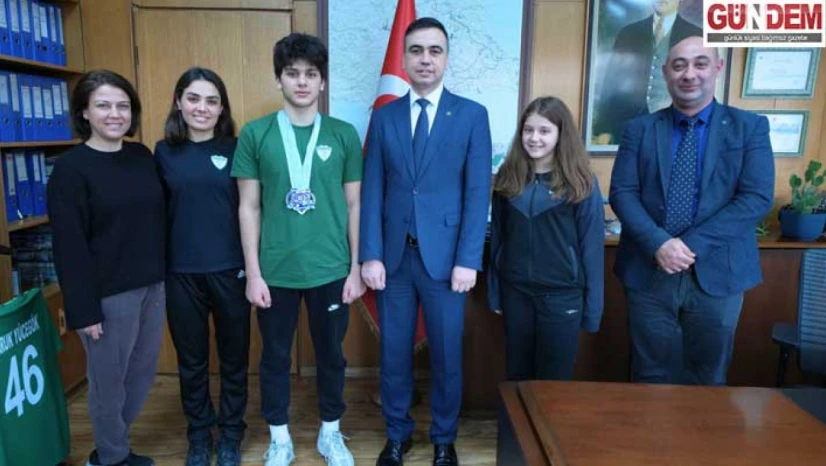 Edirneli Yüzücü Milli Formaya Uzandı