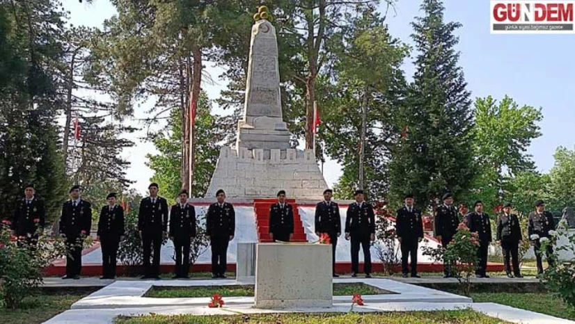 Jandarma şehitliğine ziyaret