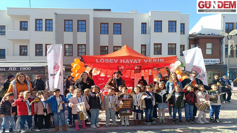 LÖSEV'den umut dolu etkinlik