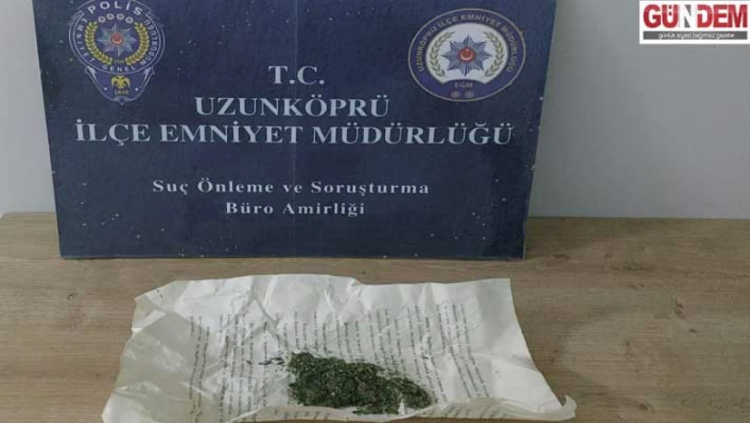 Uzunköprü'de kağıda gizlenmiş esrar ele geçirildi
