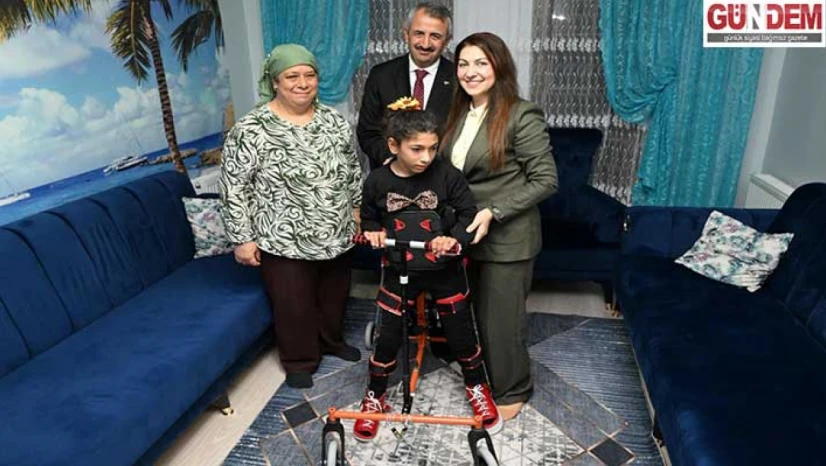 Vali Sezer ve eşi Canan Sezer'den, Göksun Örs'e ziyaret