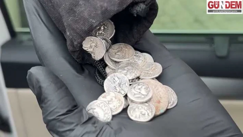 130'dan Fazla Gümüş Sikke Ele Geçirildi