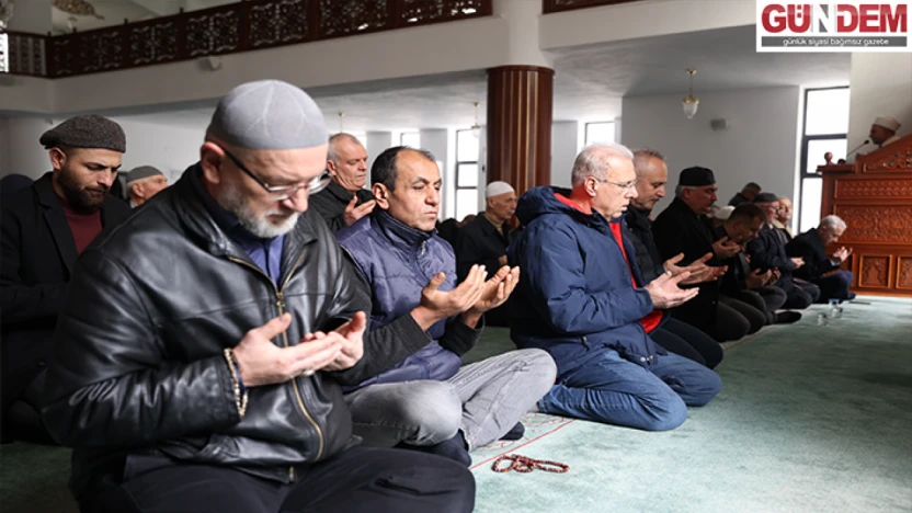 15 Temmuz şehitleri için hatim programı düzenlendi