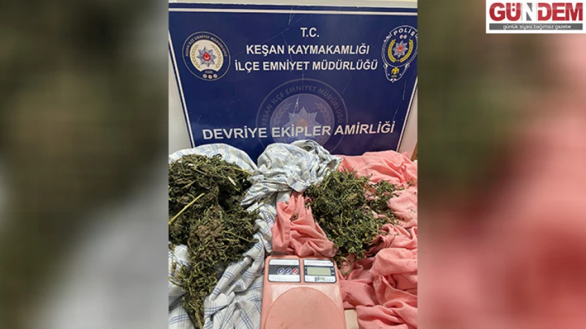 Araçta 695,80 Gram uyuşturucu tespit edildi