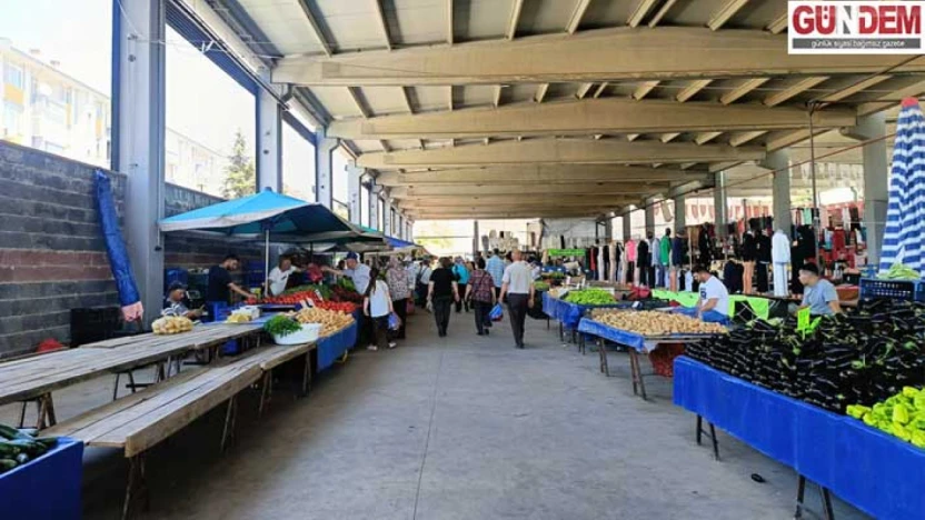 Boş kalan tezgâhlar dikkat çekti