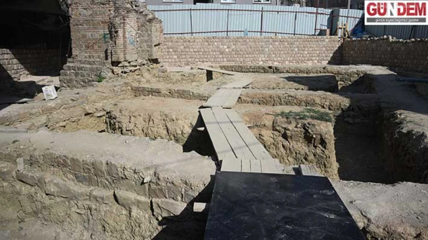 Çokalca Camisi'nin ihyası için başlatılan restorasyon çalışmaları sürüyor